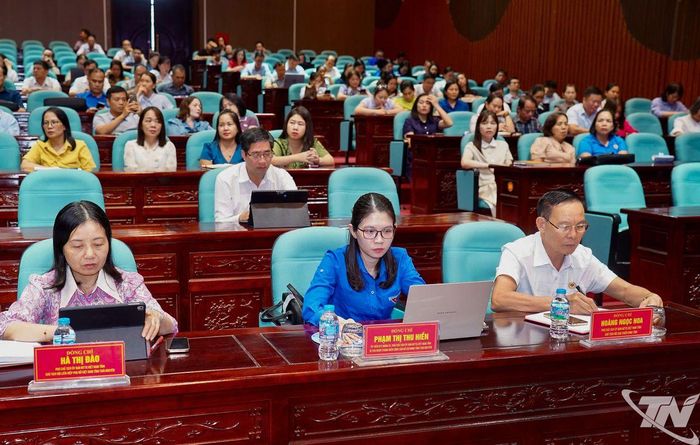 Đại biểu dự Hội nghị.