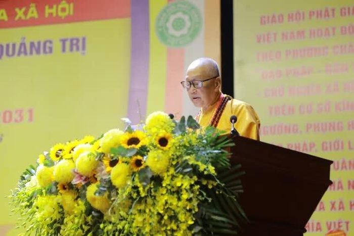 Hòa thượng Thích Tánh Nhiếp đọc diễn văn khai mạc