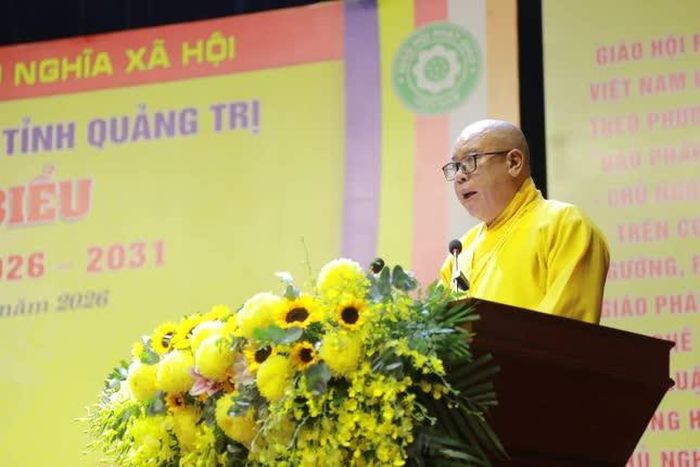  Thượng tọa Thích Đạo Không báo cáo tóm tắt kết quả phiên làm việc đầu tiên