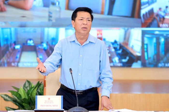 Bộ trưởng Bộ Xây dựng Trần Hồng Minh phát biểu chỉ đạo cuộc họp. (Ảnh Tạ Hải)