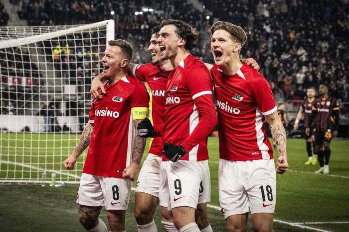 AZ Alkmaar tự tin tạo bất ngờ cho Sunderland. 