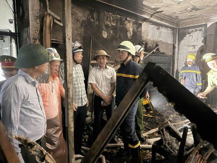 Lãnh đạo Công an Hà Nội trực tiếp chỉ đạo các lực lượng tại vụ cháy.