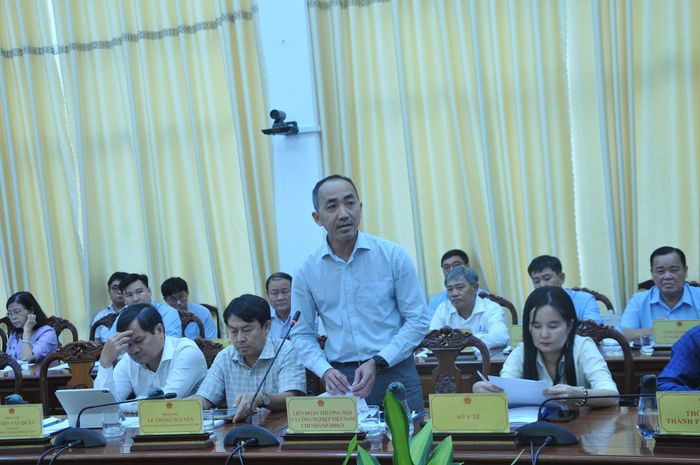Ông Nguyễn Phương Lam, Giám đốc VCCI chi nhánh ĐBSCL góp ý dự thảo quy hoạch.