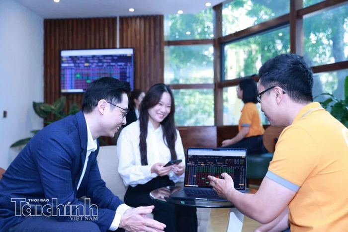 Dòng vốn ngoại trước ngưỡng cửa mới của thị trường. Ảnh: Đức Thanh.