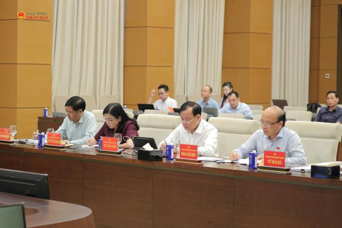 Các đại biểu dự hội nghị