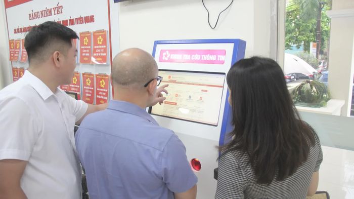 Tuyên Quang tăng tốc chuyển đổi số, xử lý các điểm nghẽn cuối năm