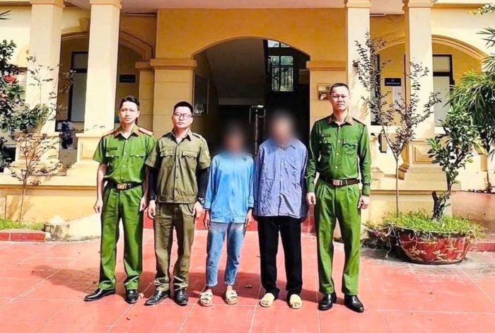 Công an xã Pà Vầy Sủ kịp thời xác minh vụ việc và đưa chị V.T.D. về nhà an toàn (Nguồn: Bộ Công an)