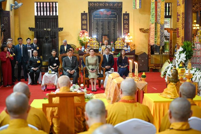 Nhà vua Maha Vajiralongkorn Phra Vajiraklaochaoyuhua đã thăm hỏi, vấn an Trưởng lão Hòa thượng Thích Thiện Nhơn và trân trọng gửi lời chúc sức khỏe, an lạc và vạn sự cát tường đến chư tôn đức giáo phẩm lãnh đạo Trung ương Giáo hội Phật Giáo Việt Nam.