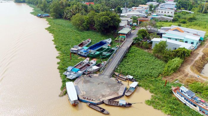 Một góc xã đảo Mỹ Hòa Hưng.