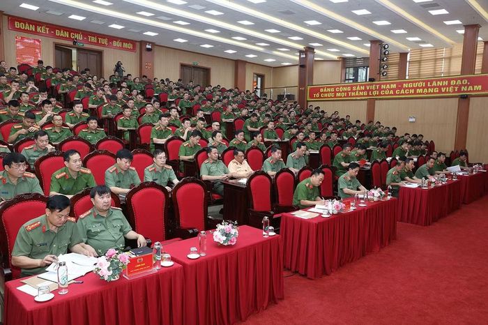 Quang cảnh hội nghị.
