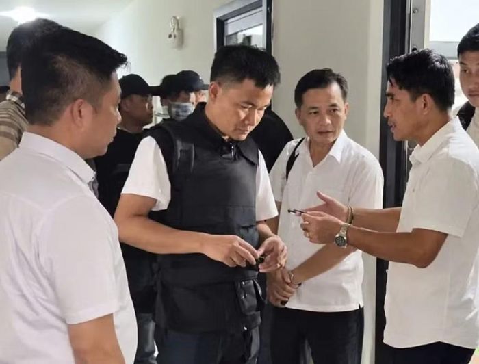Tổng Cục Cảnh sát, Bộ Công an Lào đã bàn giao cho Tổ công tác Công an tỉnh Lào Cai 64 đối tượng người Việt Nam cùng vật chứng liên quan để xử lý theo quy định của pháp luật.