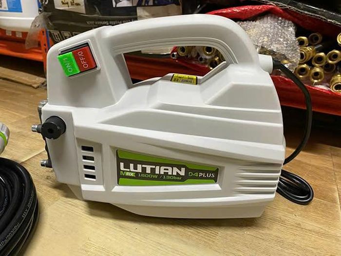 Lutian D4-PLUS.