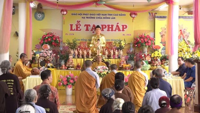 Đông đảo chư tăng, ni và phật tử tại Lễ tạ Pháp hạ trường năm 2026.