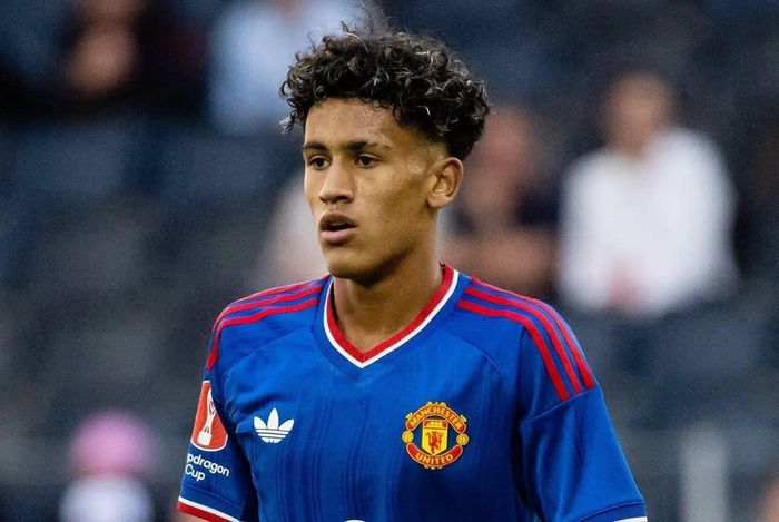 Tài năng trẻ JJ Gabriel đang đòi rời Manchester United