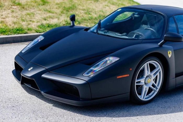 Ferrari Enzo Matte Nero Opaco hơn 20 năm tuổi. (Ảnh: Ferrari)