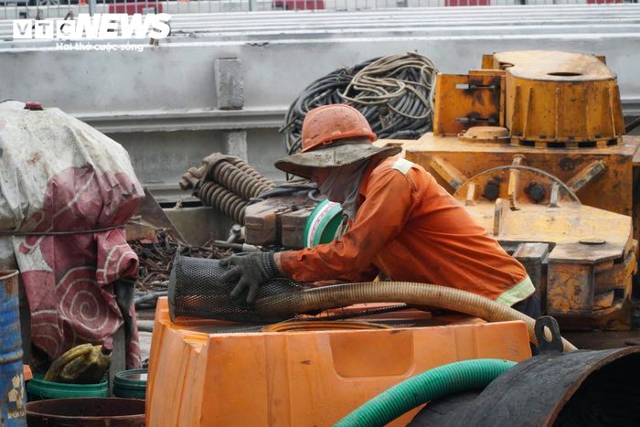 Dự án cầu đường Bình Tiên dài khoảng 3,6km, kết nối đường Phạm Văn Chí với đường Nguyễn Văn Linh, đi qua địa bàn các phường Bình Tiên, Phú Định, Bình Đông và xã Bình Hưng.