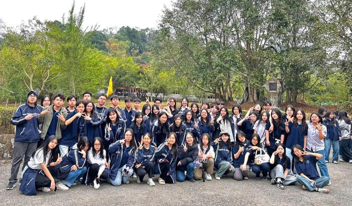 Những lựa chọn khác nhau cho thấy hướng đi sau THPT của học sinh E55 khá đa dạng, từ ngoại ngữ, kinh tế, đối ngoại đến các lĩnh vực khác.