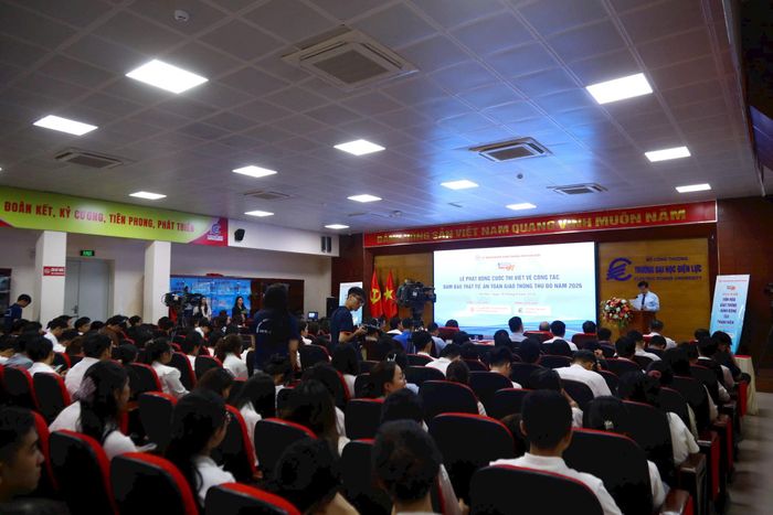 Toàn cảnh lễ phát động. Ảnh: Lê Khánh