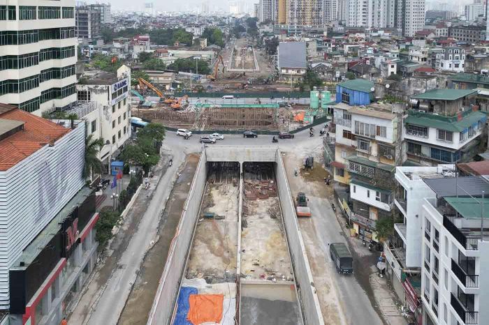 Trên địa bàn Hà Nội đang triển khai hàng loạt công trình ngầm. Ảnh: Tạ Hải.