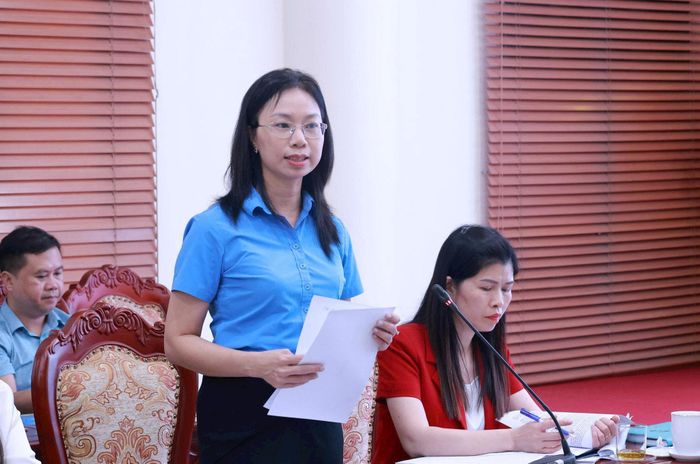 Hội nghị nhận được nhiều ý kiến về theo dõi, hướng dẫn, quản lý đoàn viên, phát triển công đoàn cơ sở. Ảnh: NA.