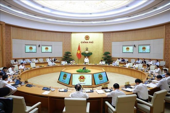 Thủ tướng Lê Minh Hưng chủ trì Phiên họp Chính phủ chuyên đề về xây dựng pháp luật tháng 9 năm 2026. Ảnh: TTXVN