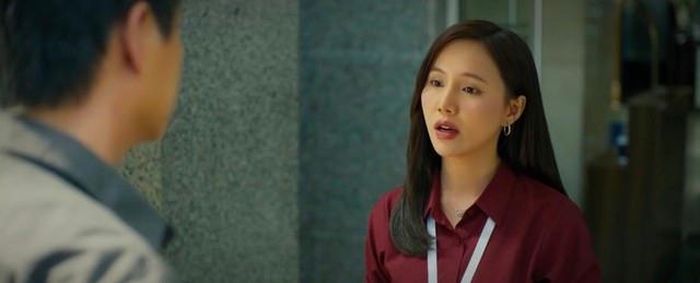 Khánh tìm tới gặp Phương và từ chối không nhận số tiền Phương cho vay. Ảnh VTV