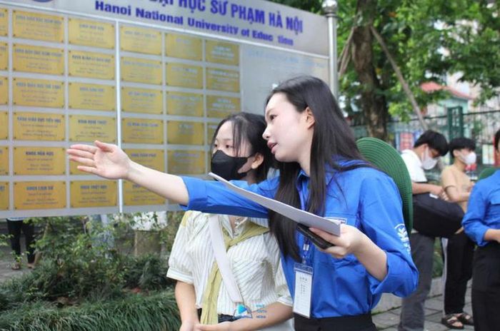 Thí sinh dự thi đánh giá năng lực tại Trường Đại học Sư phạm Hà Nội. Ảnh: HNUE