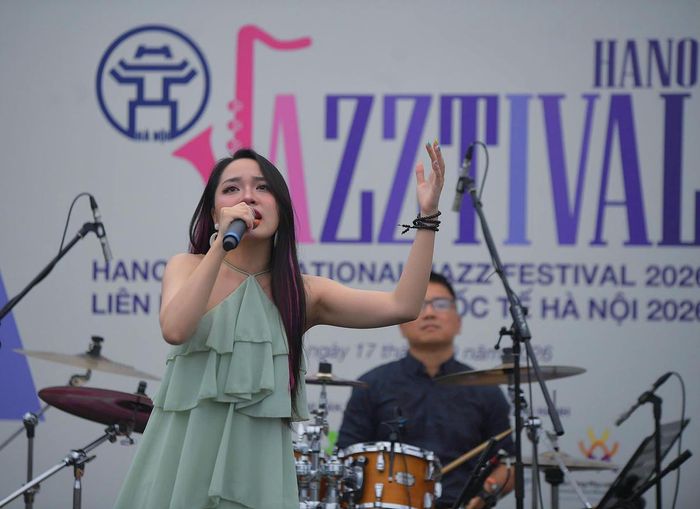 Những giọng ca nữ mang đến Jazz nhiều sắc thái, từ mềm mại, sâu lắng đến mạnh mẽ, cá tính và giàu nội lực.