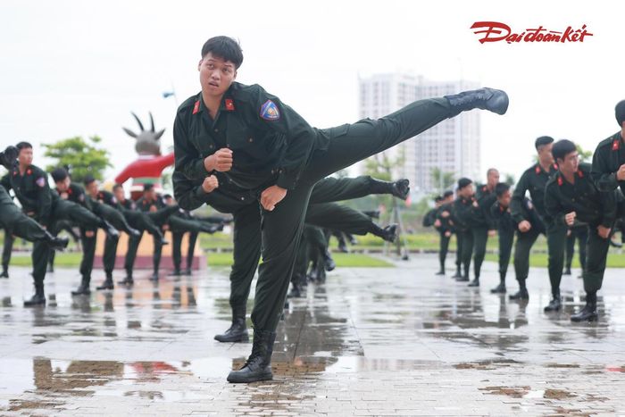 Tham gia đợt huấn luyện có 672 cán bộ, chiến sĩ. Ảnh: Quang Vinh.