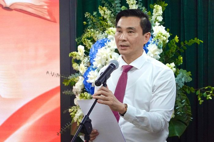 Hiệu trưởng Đại học Văn hóa, PGS.TS Đinh Công Tuấn phát biểu tại buổi ra mắt chương trình đào tạo. Ảnh: Phan Chi.