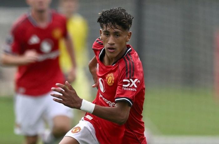  Gabriel là tài năng sáng giá của lò Carrington. 