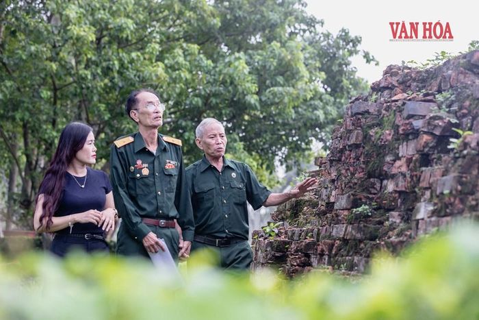 Những bức tường thành chi chít những vết thương do bom đạn trong cuộc chiến 81 ngày đêm bảo vệ Thành cổ là minh chứng cho cuộc chiến khốc liệt cách đây 54 năm