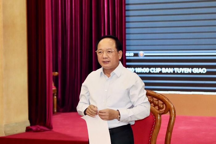 Ủy viên Bộ Chính trị, Bí thư Trung ương Đảng, Trưởng Ban Tuyên giáo Trung ương Trịnh Văn Quyết phát biểu tại buổi làm việc