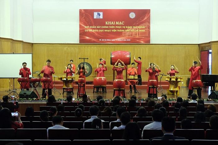 Tiết mục nghệ thuật phục vụ chương trình khai mạc