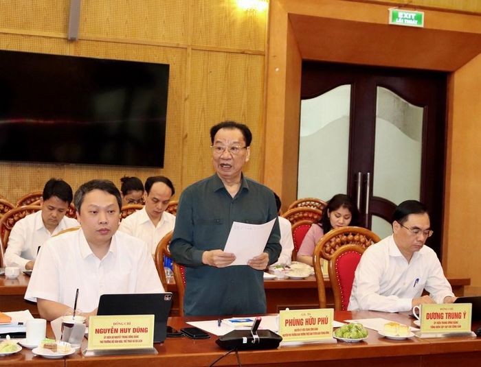 Các đại biểu phát biểu tại buổi làm việc