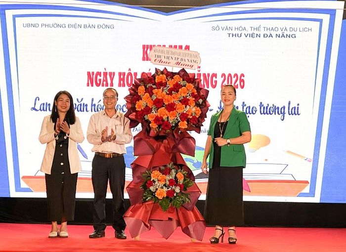 Ngày hội diễn ra từ ngày 17 - 19.9 tại phường Điện Bàn Đông, với nhiều hoạt động phong phú, thiết thực dành cho học sinh và các tầng lớp nhân dân trên địa bàn