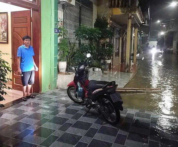 Nguy cơ xảy ra ngập lụt diện rộng tại các vùng trũng thấp. Ảnh: Thanh Tuấn - TTXVN
