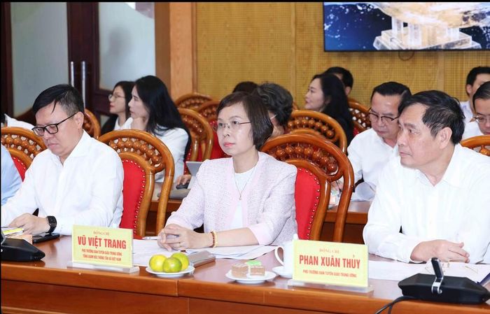 Đại biểu tham dự buổi làm việc. Ảnh: Phương Hoa - TTXVN