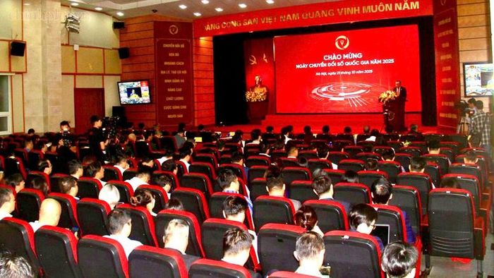 Ngày Chuyển đổi số quốc gia năm 2025 - Ảnh: chinhphu.vn/Thu Giang