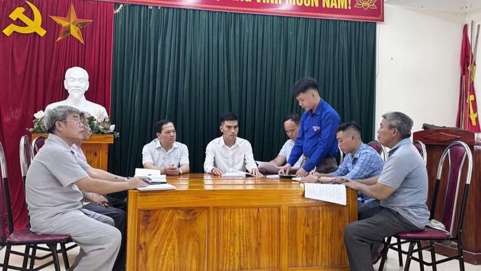Chi bộ thôn Nai, xã Trung Sơn, tỉnh Phú Thọ họp triển khai công tác phát triển Đảng tại Chi bộ. (Ảnh: NGỌC LONG)