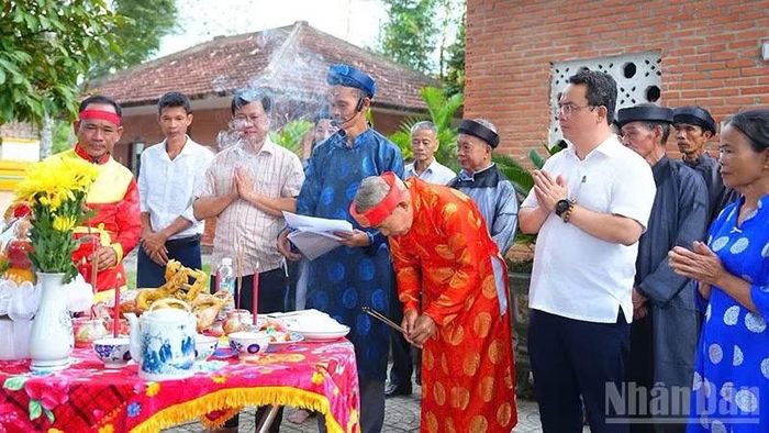 Lễ tế Tiền hiền-Hậu hiền tại Làng cổ Lộc Yên. (Ảnh: TB)