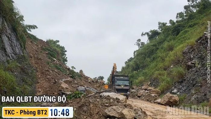 Khắc phục sạt lở tại Nghệ An sau mưa lớn. (Ảnh: Sở Xây dựng Nghệ An)