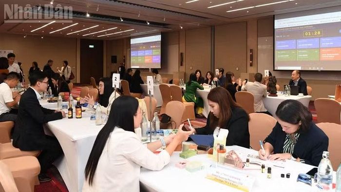 Hội thảo tạo cơ hội kết nối giữa các doanh nghiệp của Việt Nam và Thái Lan. (Ảnh: XUÂN SƠN)