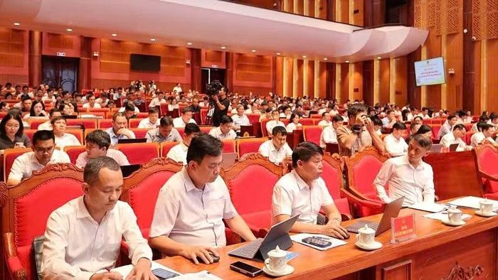 Các đại biểu tham dự hội nghị. (Ảnh: QUANG THỌ)