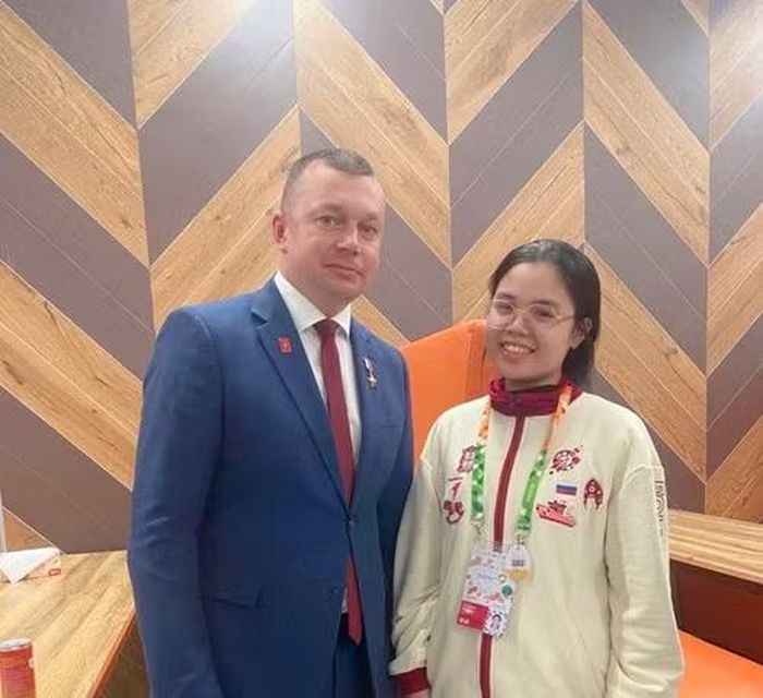 Đặng Lê Gia Nhi, học sinh Trường THPT Chuyên Nguyễn Bỉnh Khiêm (Đà Nẵng) tại WYF-2026. (Ảnh: Tuấn Phong)