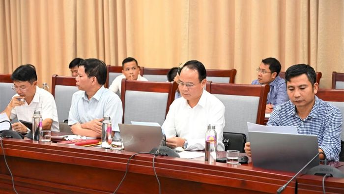 Lãnh đạo các sở, ngành tỉnh Nghệ An tham dự buổi làm việc. (Ảnh: TC)