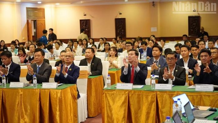 Toàn cảnh diễn đàn. (Ảnh: ĐINH TRƯỜNG)