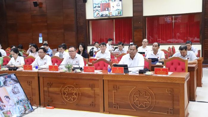Các đại biểu dự hội nghị. (Ảnh: CÔNG LÝ)