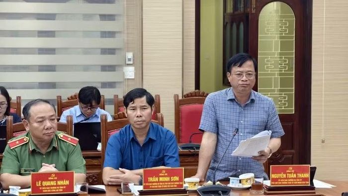 Đồng chí Nguyễn Tuấn Thanh, Phó Chủ tịch Thường trực Ủy ban nhân dân tỉnh Gia Lai phát biểu tại hội nghị. (Ảnh: LƯƠNG TÙNG)