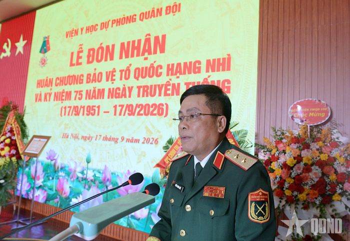 Trung tướng Trần Minh Đức phát biểu chỉ đạo.